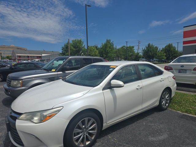 2016 Toyota Camry XLE