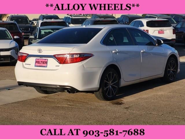 2016 Toyota Camry XLE