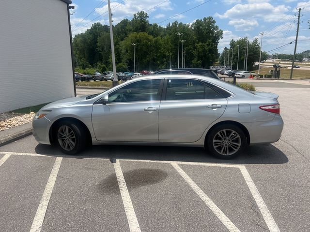 2016 Toyota Camry XLE