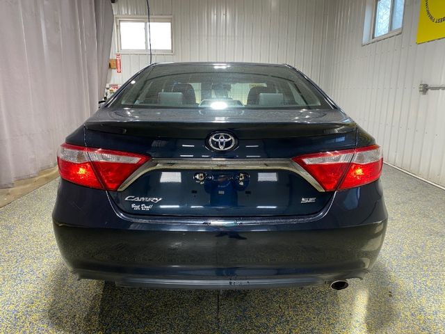 2016 Toyota Camry XLE