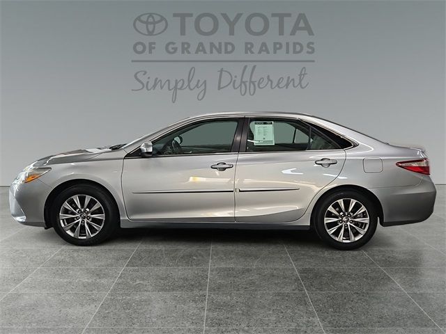 2016 Toyota Camry XLE