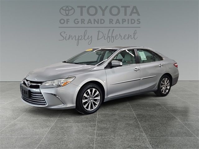 2016 Toyota Camry XLE