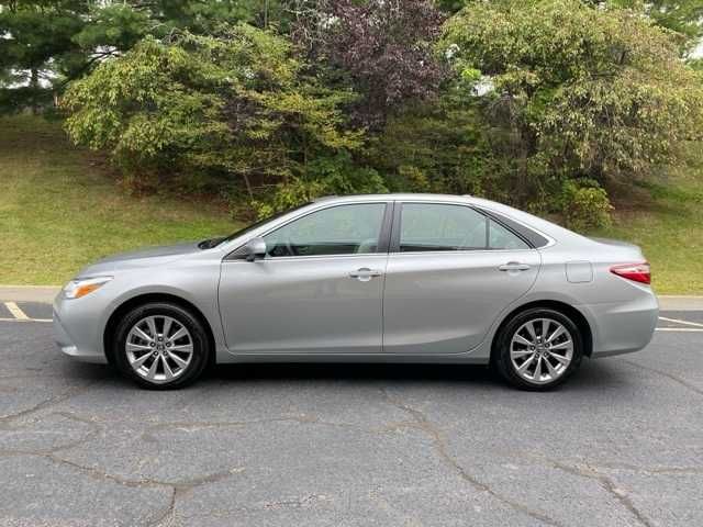 2016 Toyota Camry XLE