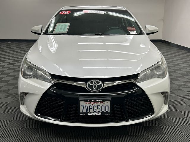 2016 Toyota Camry XLE