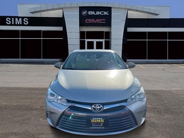 2016 Toyota Camry XLE