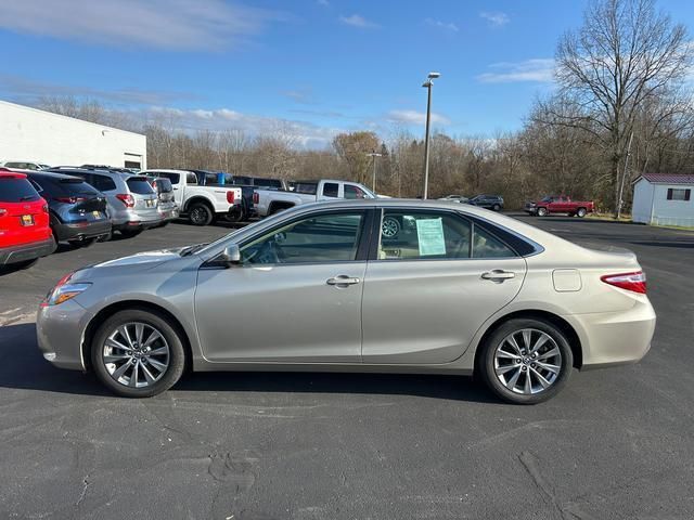 2016 Toyota Camry XLE