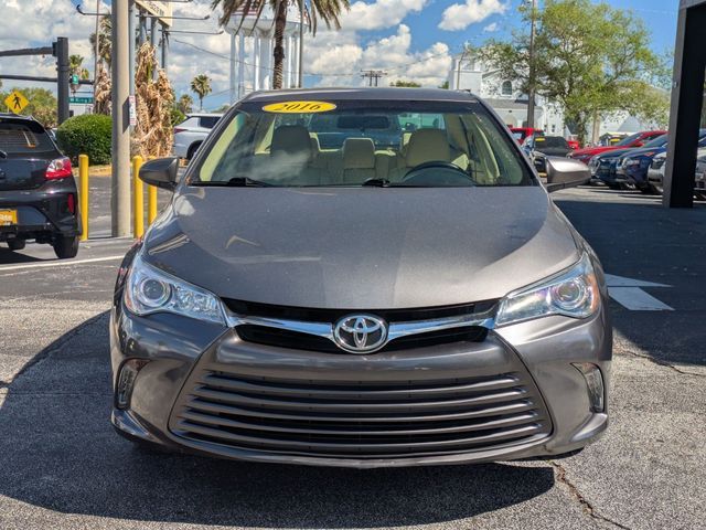 2016 Toyota Camry XLE