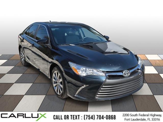 2016 Toyota Camry XLE