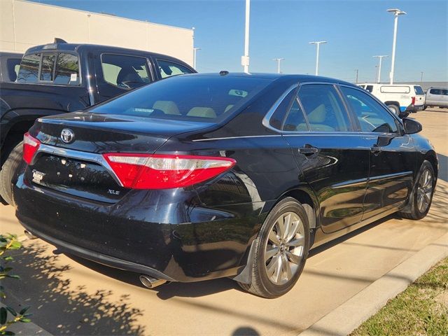 2016 Toyota Camry XLE