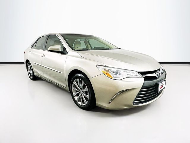 2016 Toyota Camry XLE