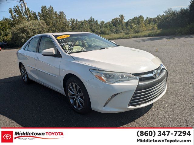 2016 Toyota Camry XLE