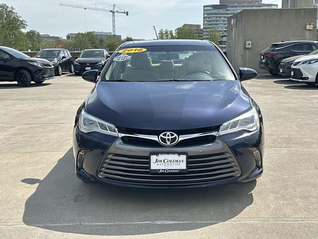 2016 Toyota Camry XLE