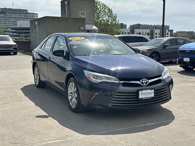 2016 Toyota Camry XLE