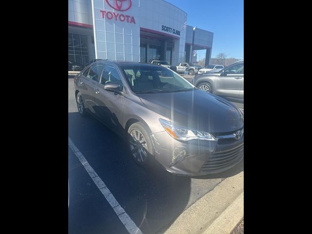 2016 Toyota Camry XLE