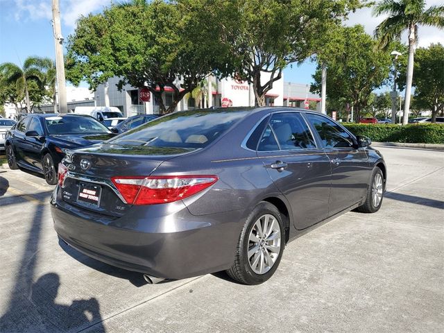 2016 Toyota Camry XLE