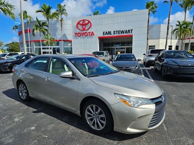 2016 Toyota Camry XLE