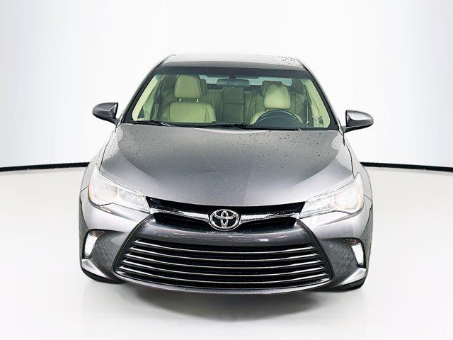 2016 Toyota Camry XLE