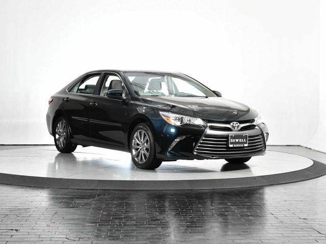 2016 Toyota Camry XLE