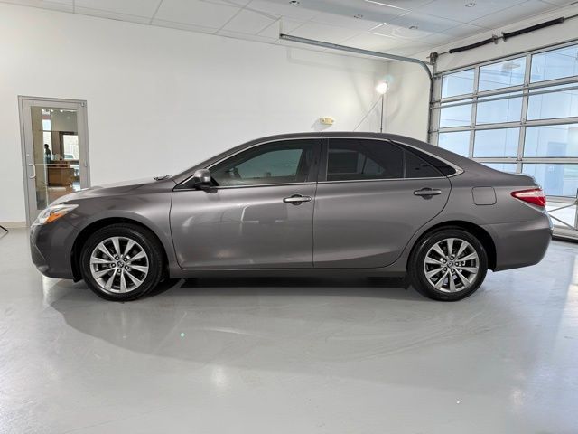 2016 Toyota Camry XLE