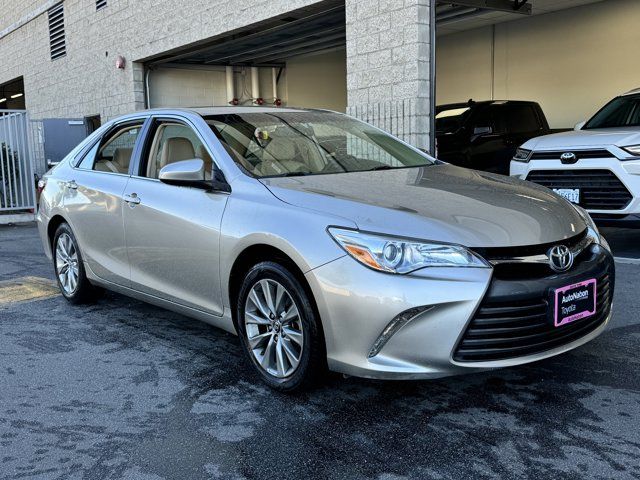 2016 Toyota Camry XLE