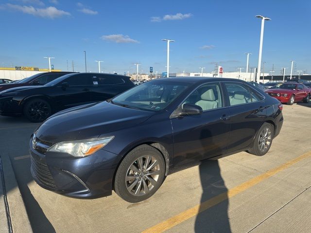 2016 Toyota Camry 