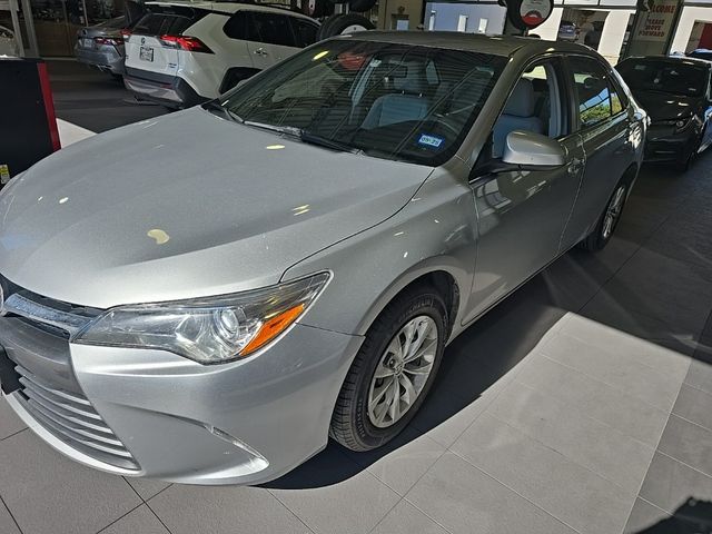 2016 Toyota Camry XLE