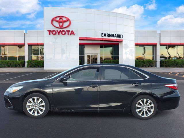 2016 Toyota Camry Hybrid XLE