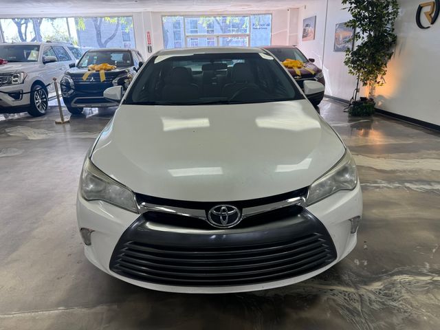 2016 Toyota Camry XLE