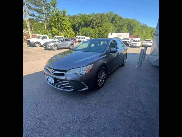 2016 Toyota Camry XLE