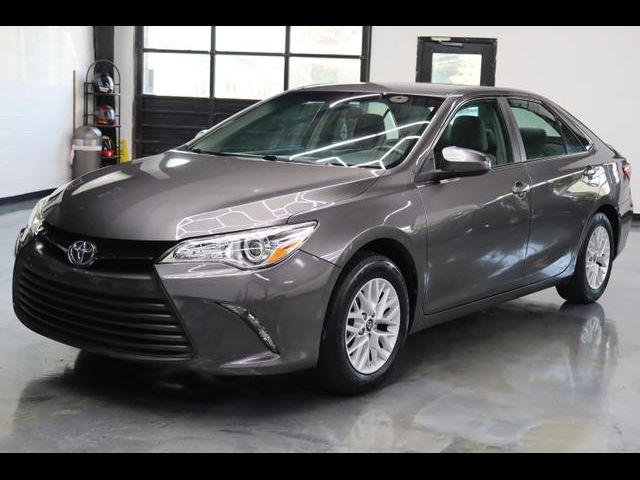 2016 Toyota Camry XLE