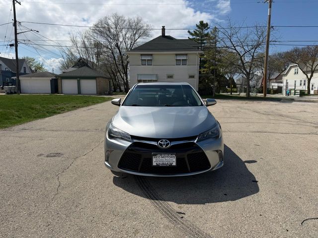 2016 Toyota Camry XLE