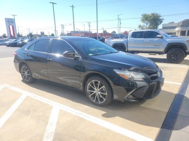 2016 Toyota Camry XSE