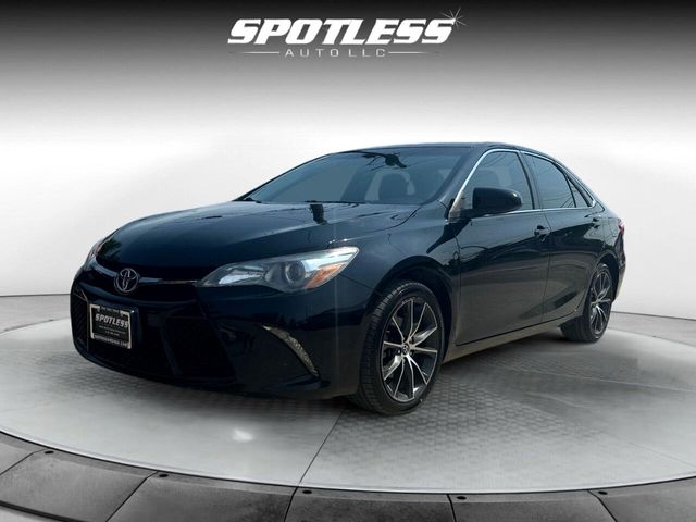 2016 Toyota Camry XSE