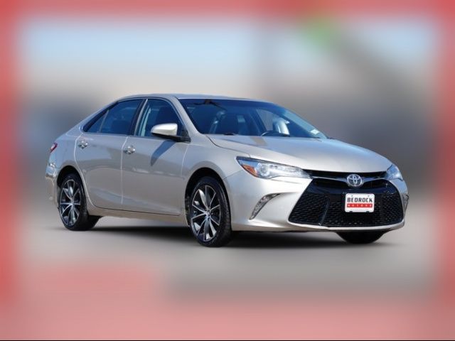 2016 Toyota Camry XSE