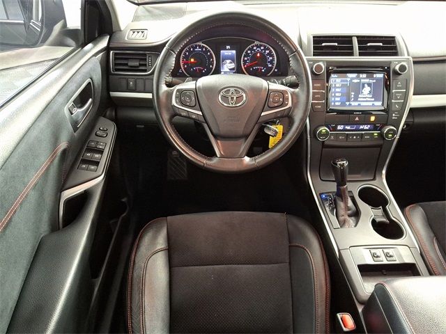 2016 Toyota Camry XSE