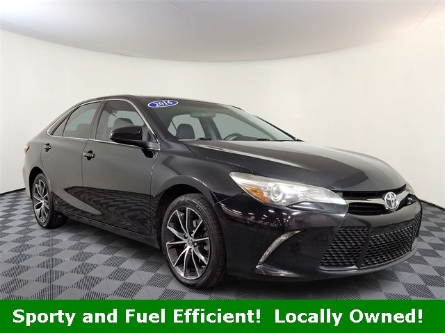 2016 Toyota Camry XSE