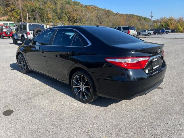 2016 Toyota Camry XSE