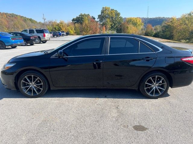 2016 Toyota Camry XSE