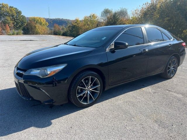 2016 Toyota Camry XSE