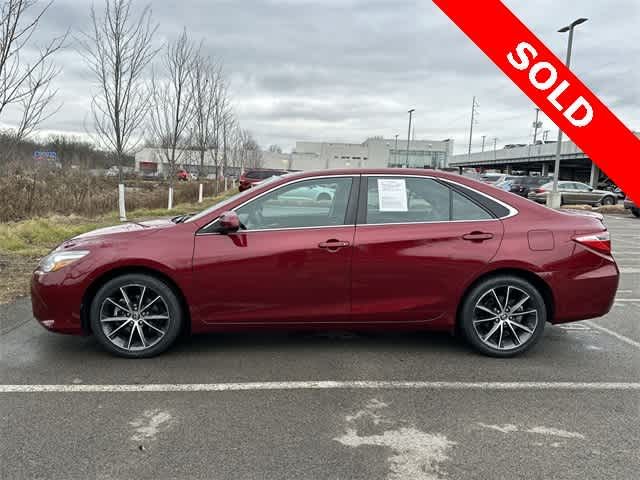 2016 Toyota Camry XSE