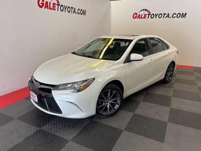 2016 Toyota Camry XSE