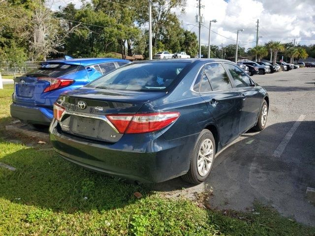 2016 Toyota Camry XSE