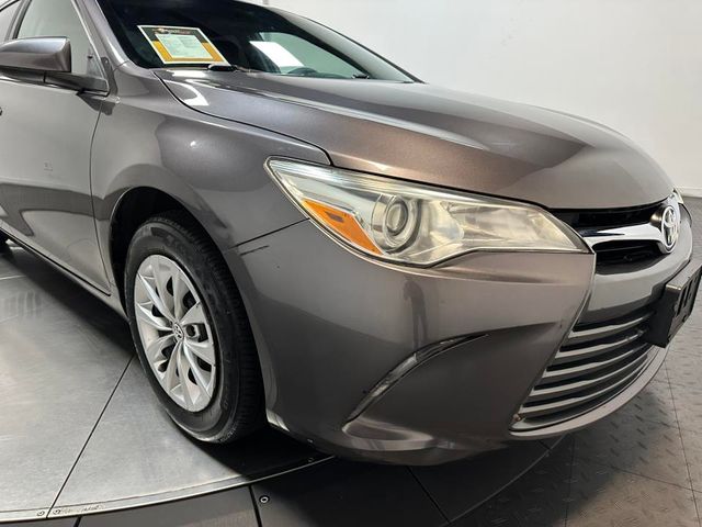 2016 Toyota Camry XSE