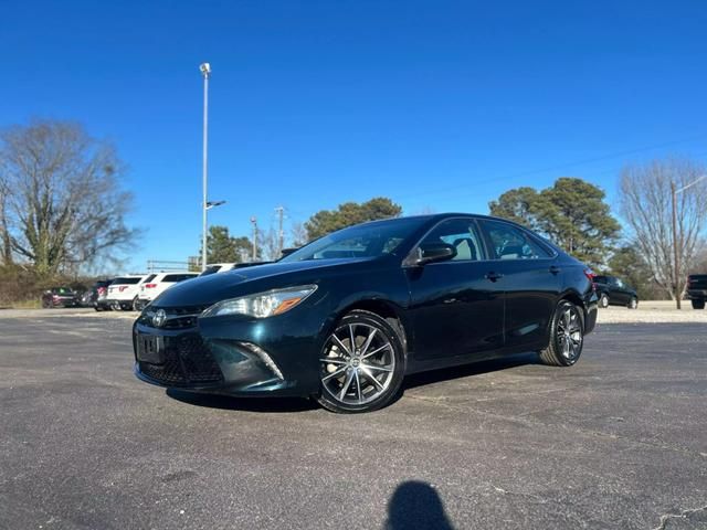 2016 Toyota Camry XSE