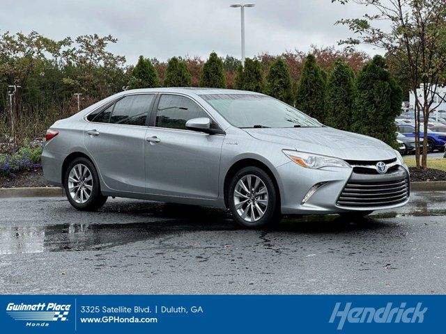 2016 Toyota Camry Hybrid XLE