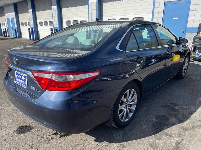 2016 Toyota Camry Hybrid XLE