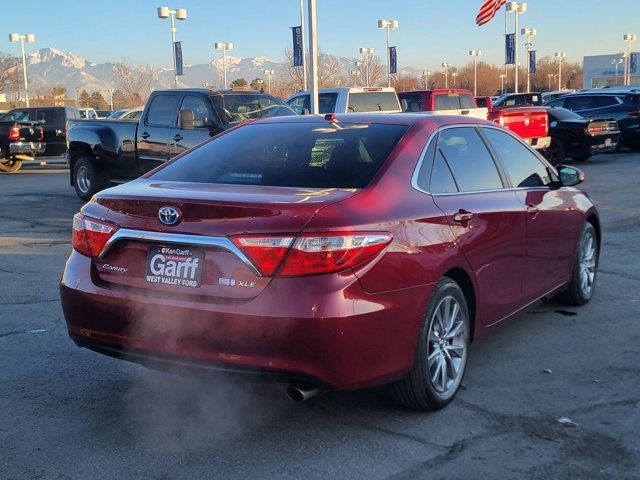 2016 Toyota Camry Hybrid XLE