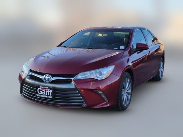 2016 Toyota Camry Hybrid XLE