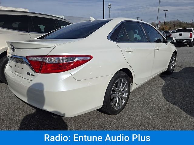 2016 Toyota Camry Hybrid XLE