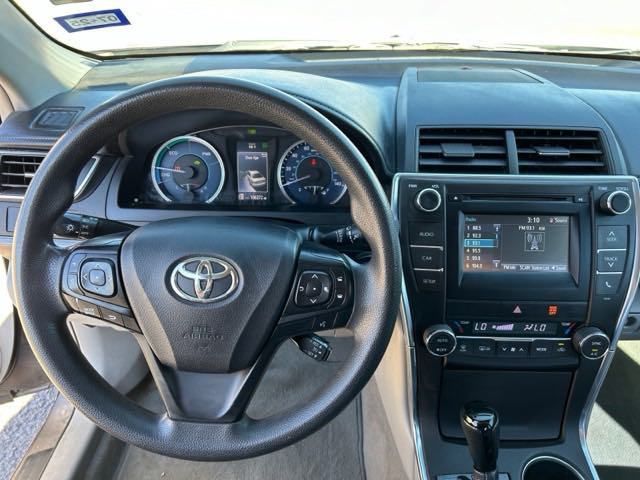 2016 Toyota Camry Hybrid LE